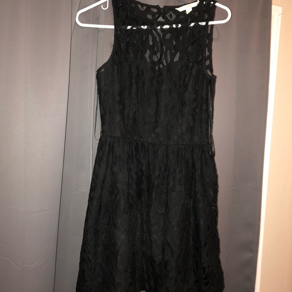 Women’s dress